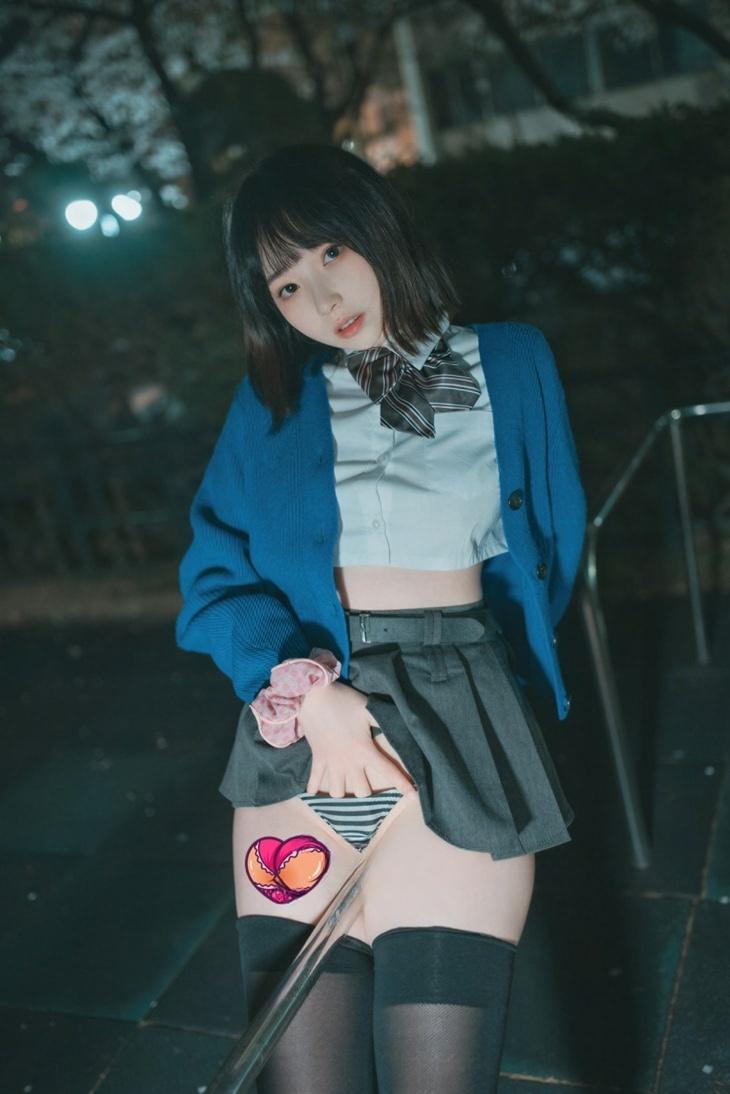 Bambi밤비 – DJAWA Photo – Midnight Cherry Blossom
